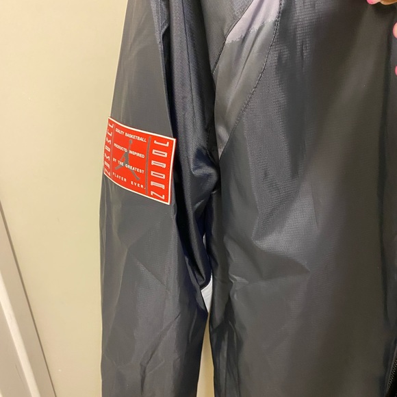 Jordan Legacy AJ11 lightweight jacket 💕 - Picture 3 of 7